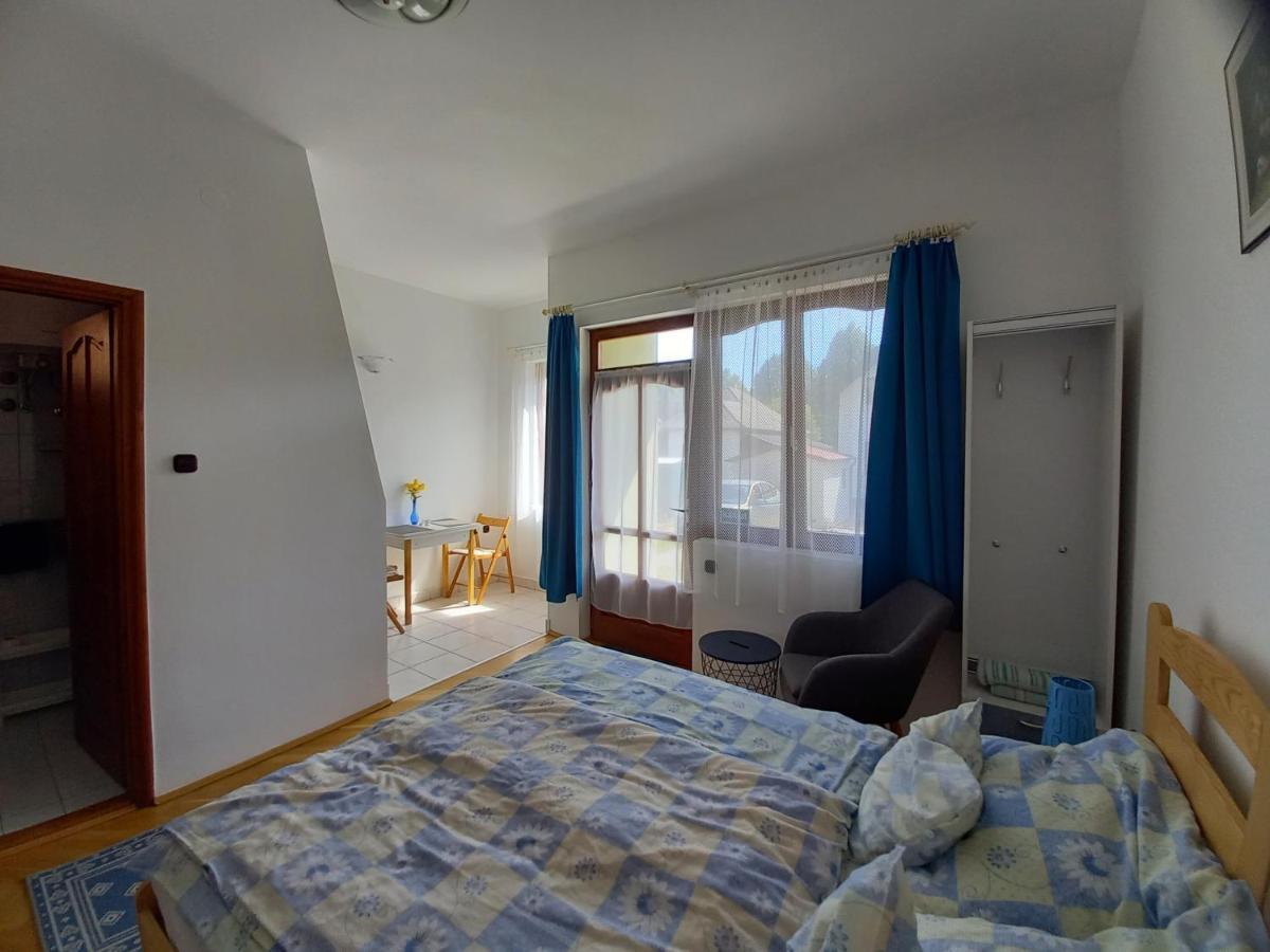 זלקרוס Kispal Apartmanhaz מראה חיצוני תמונה